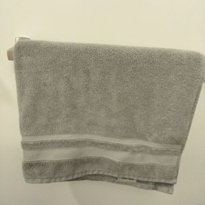 Bath towel